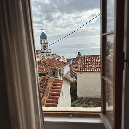 Lion'S Villa Вльора Екстер'єр фото