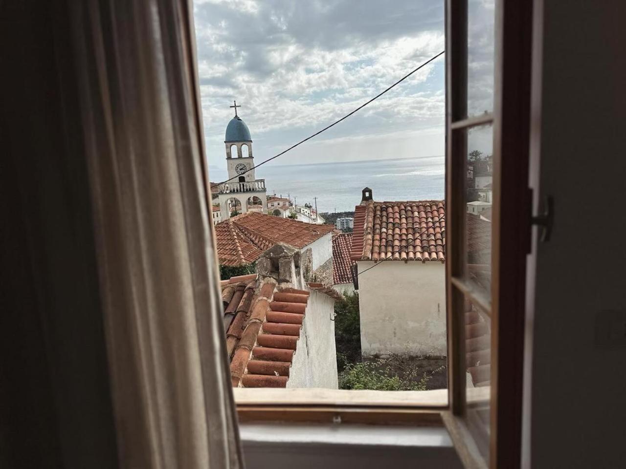 Lion'S Villa Вльора Екстер'єр фото
