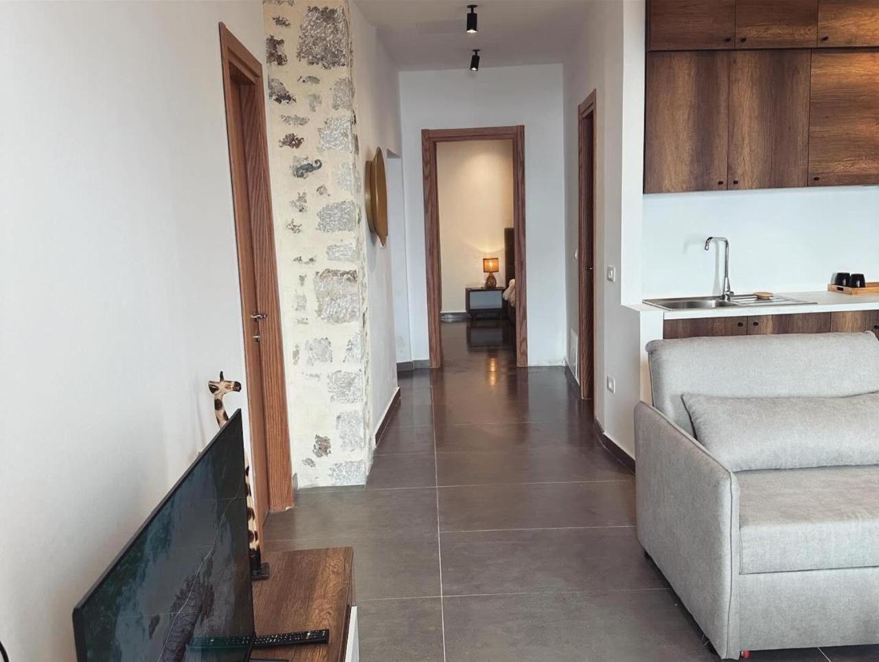 Lion'S Villa Вльора Екстер'єр фото